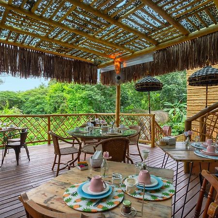 Hotel Vila Kebaya Ilhabela Luaran gambar