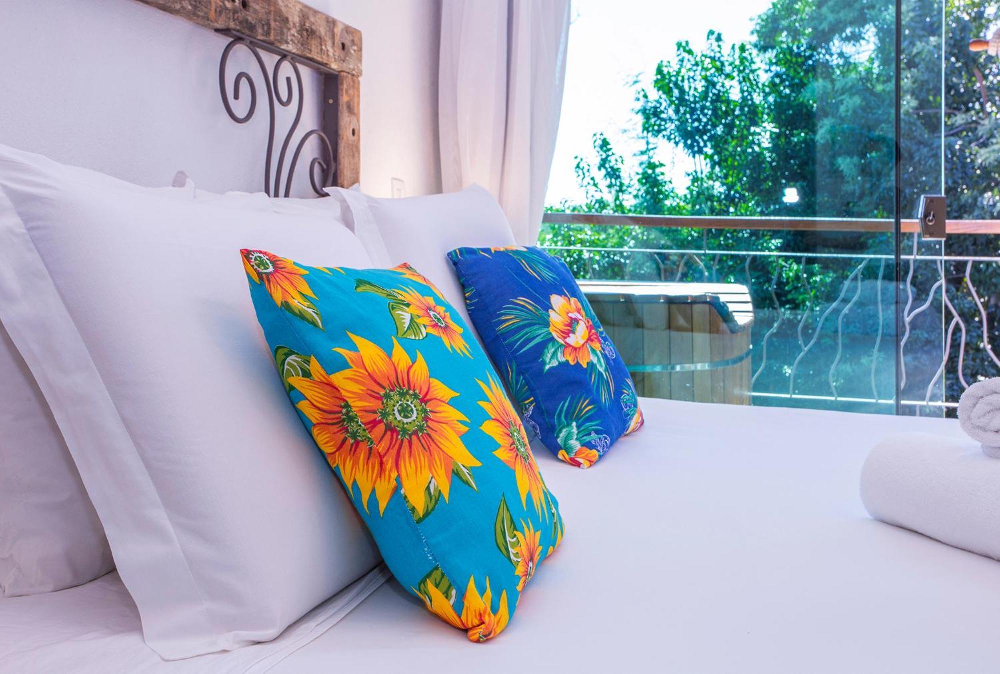 Hotel Vila Kebaya Ilhabela Luaran gambar