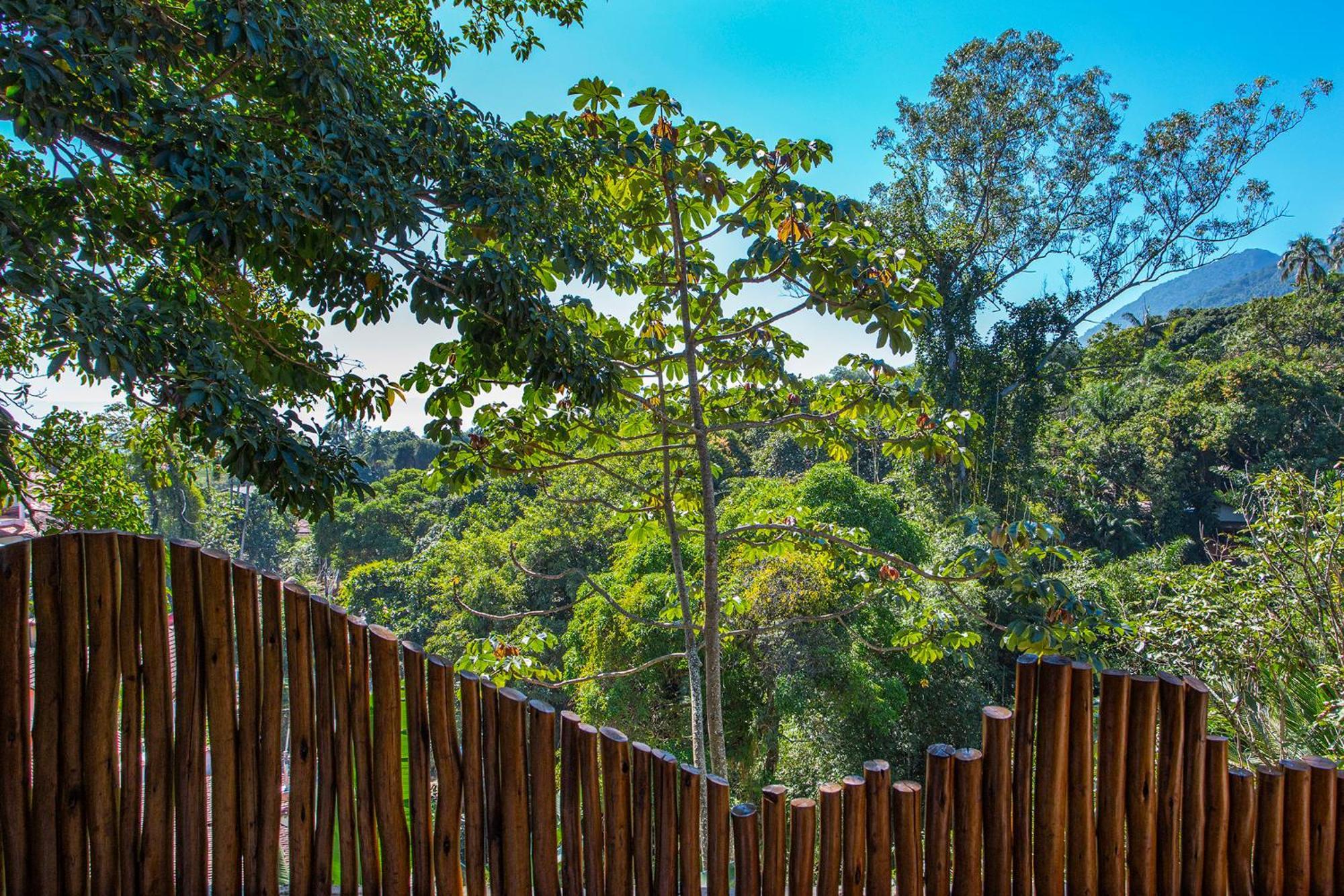 Hotel Vila Kebaya Ilhabela Luaran gambar